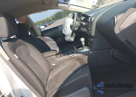 2015 Nissan Rogue Select S z USA, uszkodzony, nr VIN JN8AS5MT5FW658245